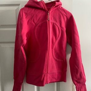 EUC Lululemon Scuba size 6